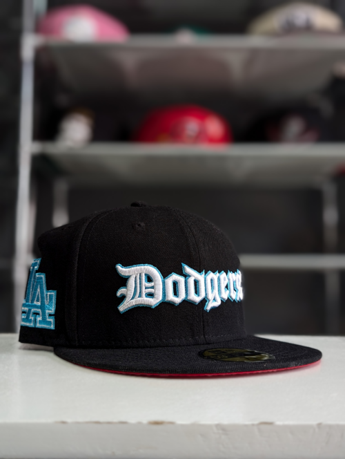 PXL_20260303_193755913.PORTRAIT Gorra doble AA Dodgers LA